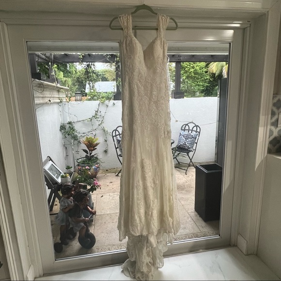 casablanca Dresses & Skirts - Casablanca Bridal Wedding dress